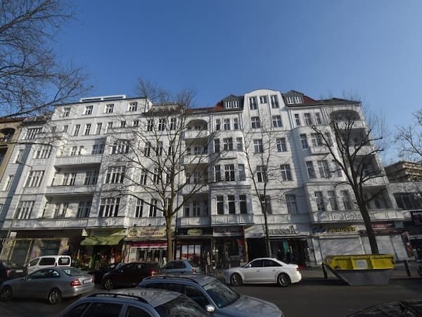 Wohn- und Geschäftshaus – Berlin–Charlottenburg