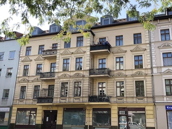 Wohn- und Geschäftshaus – Berlin–Steglitz